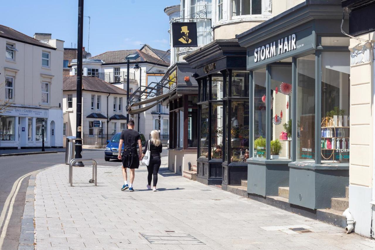 Oxford Street Grand Apartment- Free Evening Parking Southampton Esterno foto