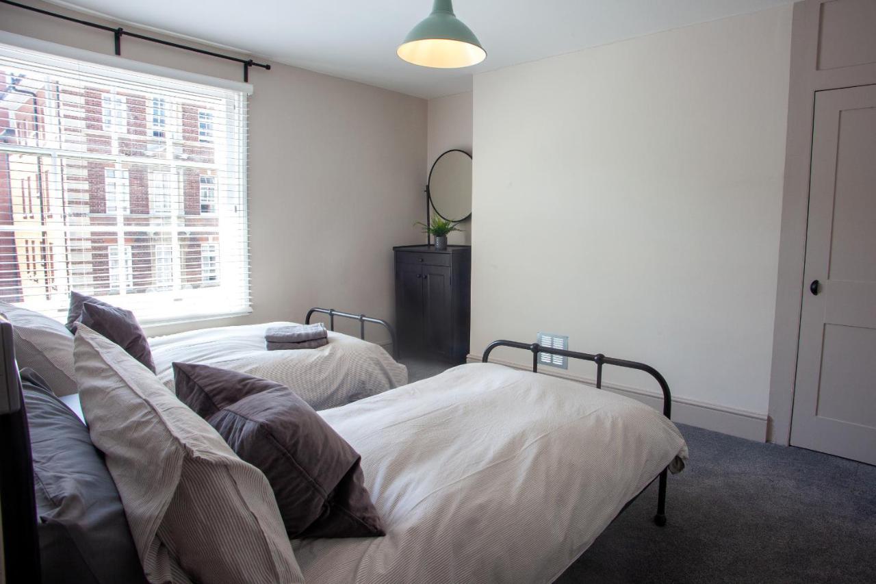 Oxford Street Grand Apartment- Free Evening Parking Southampton Esterno foto